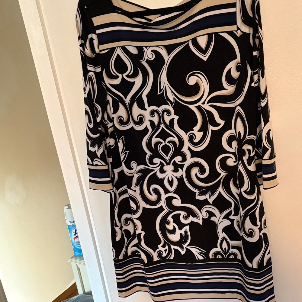 White House Black Market Black and White Long Sleeve Dress